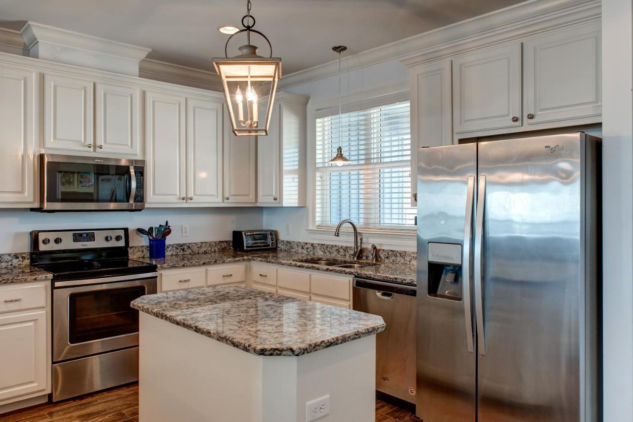 High Tide - Pet Friendly! Expansive Floor Plan And Stunning Views! Large Gulf Front Deck! Home Дофин Айлънд Екстериор снимка